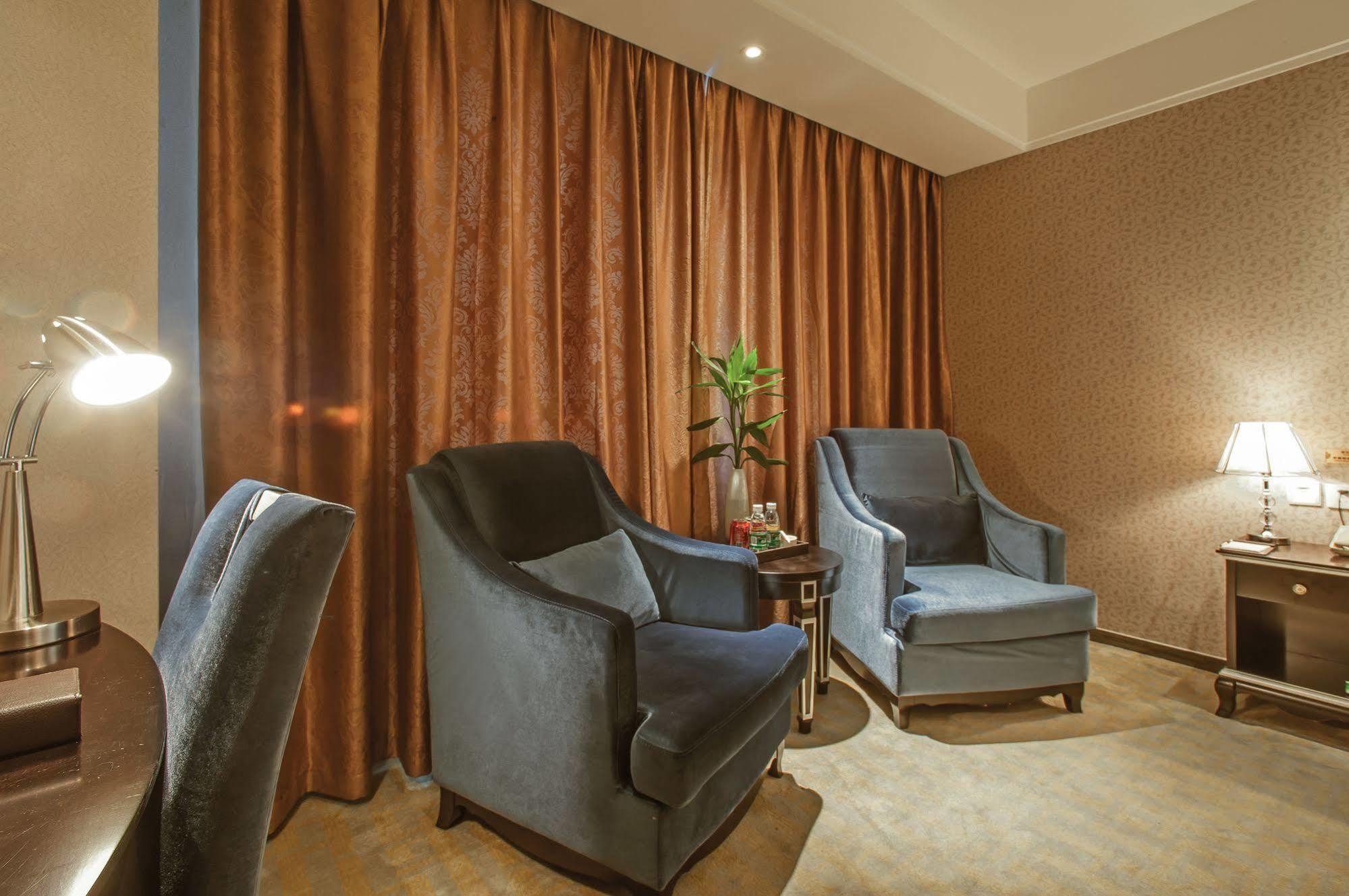Chengdu Xuanya Yingyue Hotel Extérieur photo